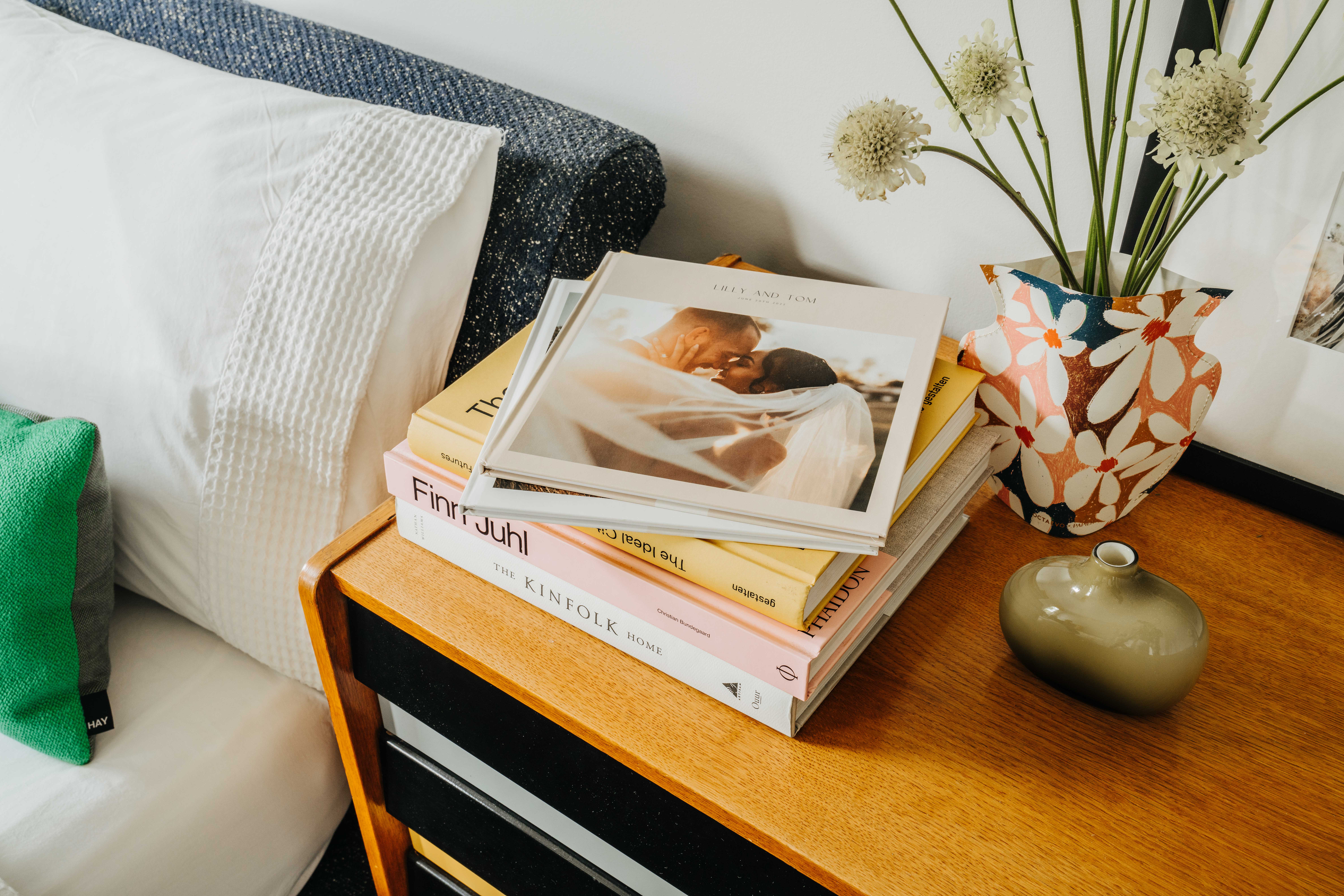 0822_BAU_ATD_Books_Frames_3.jpg